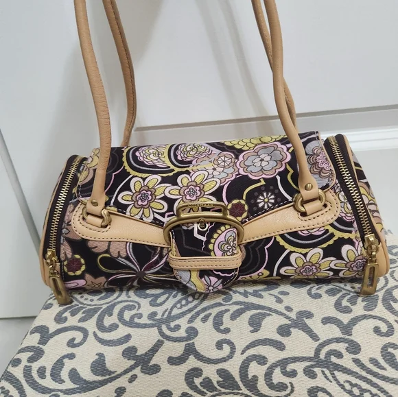 Vintage Cole Haan Floral Barrel Handbag - Picture 2 of 14